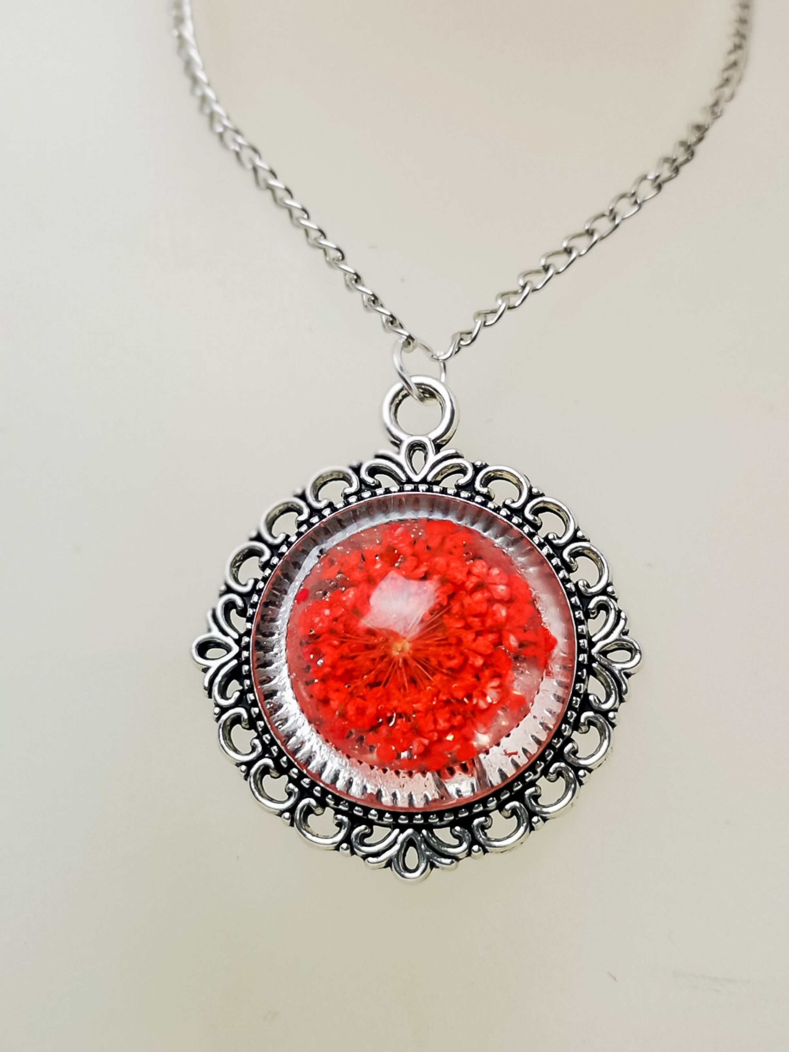 Amulett Blume
