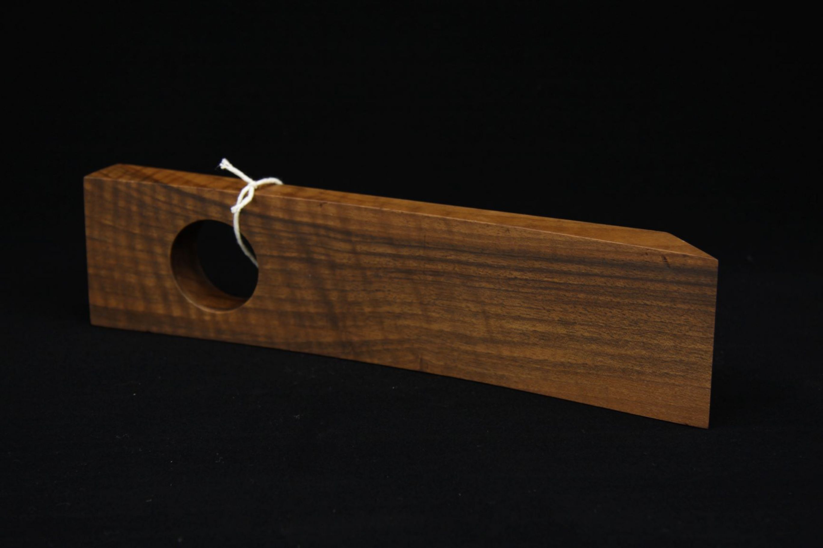 Magischer Weinflaschenhalter 14